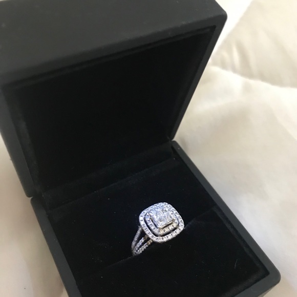 Promise ring - Picture 3 of 6